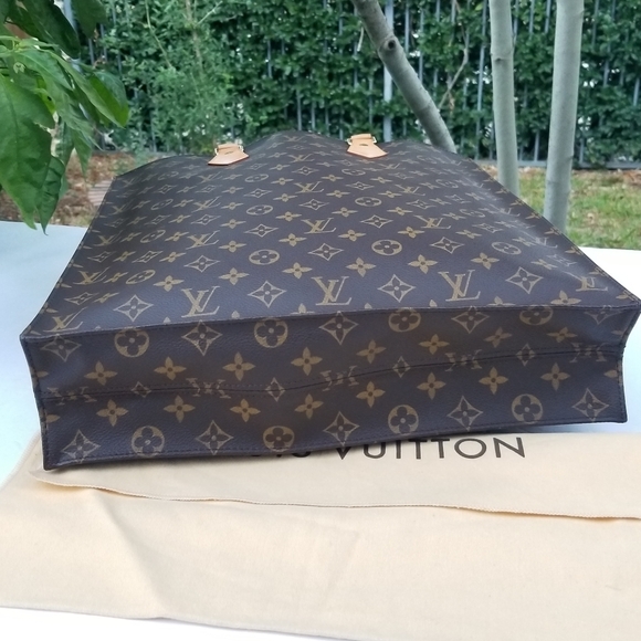 Authentic  Louis Vuitton Monogram Sac Plat Tote Handbag - Picture 10 of 16
